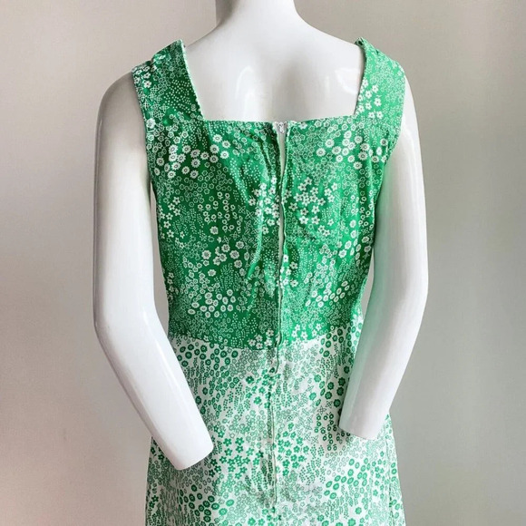 Vintage Cottage Core Micro Chintz Floral Emerald Green Ruffle Hem Midi Dress - Picture 5 of 8